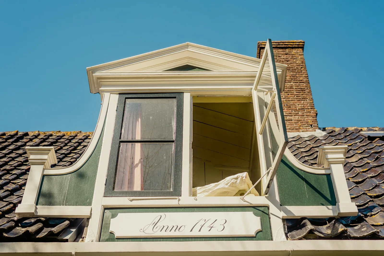 Kozijnisolatie: Kosten, Besparing en Tips 2026